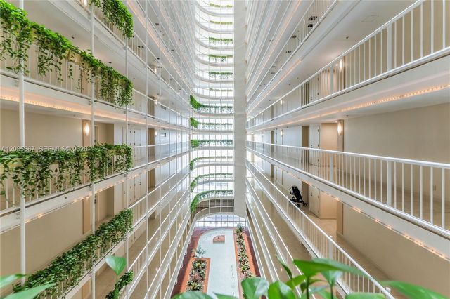 1717 N Bayshore Drive A1650, Miami, FL 33132