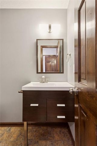 102 Meadowcrest TRL, Williamsburg, VA 23188