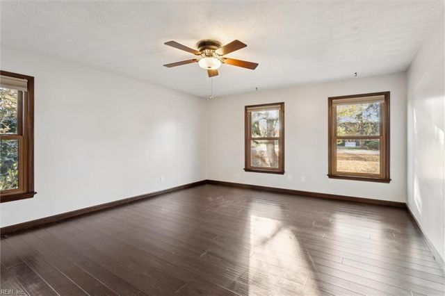 102 Meadowcrest TRL, Williamsburg, VA 23188