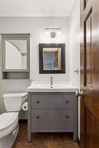 102 Meadowcrest TRL, Williamsburg, VA 23188