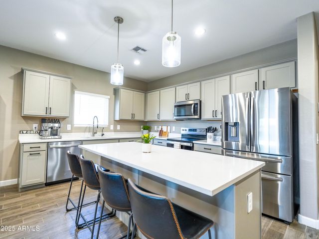 37008 N ALEUTIAN Drive, San Tan Valley, AZ 85143