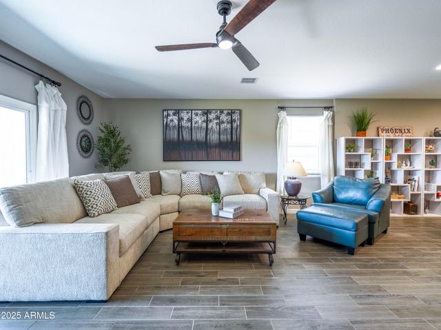 37008 N ALEUTIAN Drive, San Tan Valley, AZ 85143