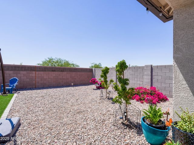37008 N ALEUTIAN Drive, San Tan Valley, AZ 85143