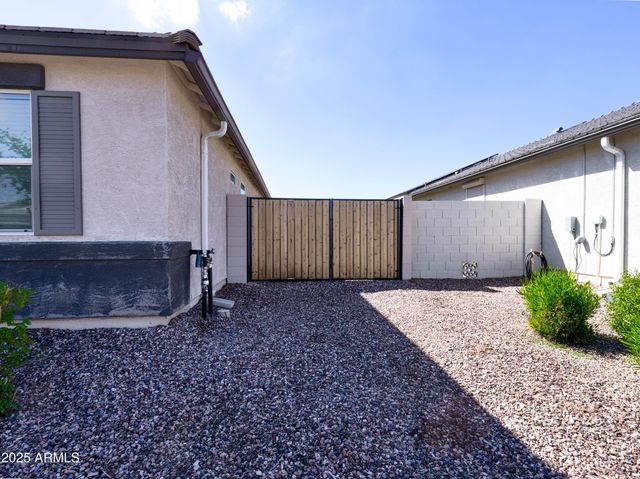 37008 N ALEUTIAN Drive, San Tan Valley, AZ 85143