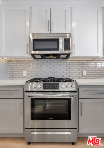2435 3rd Street 3, Santa Monica, CA 90405
