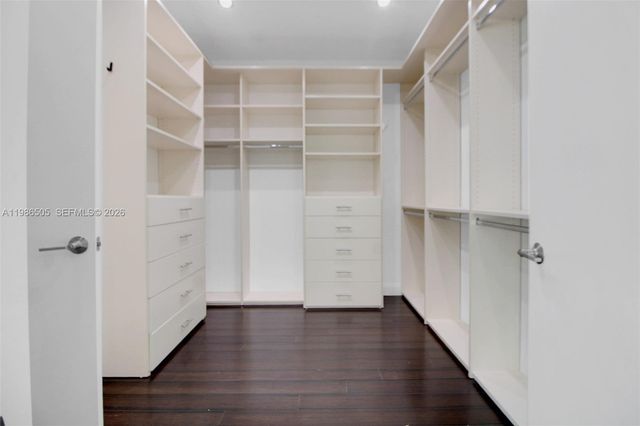 6900 SW 104th St, Pinecrest, FL 33156