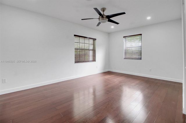 6900 SW 104th St, Pinecrest, FL 33156