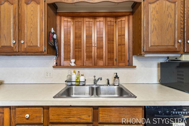 1583 Jerome Street, Holland, MI 49423