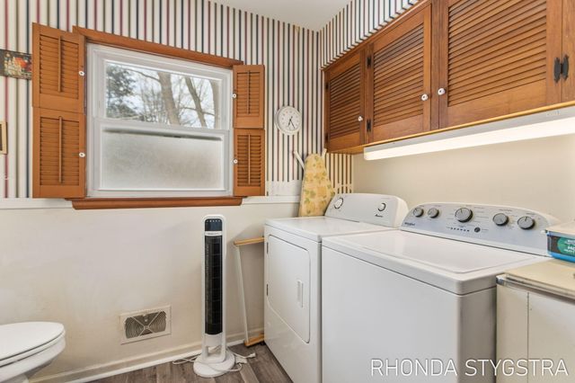 1583 Jerome Street, Holland, MI 49423