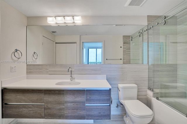 301 Altara Ave 821, Coral Gables, FL 33146