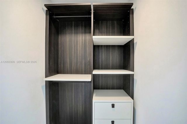 301 Altara Ave 821, Coral Gables, FL 33146