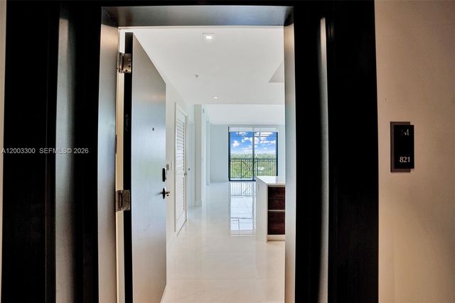 301 Altara Ave 821, Coral Gables, FL 33146