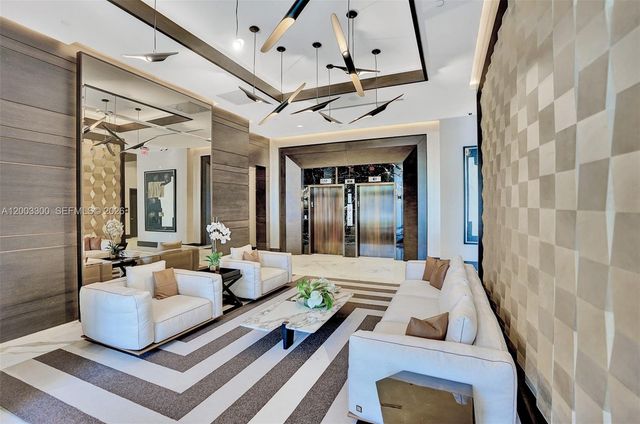 301 Altara Ave 821, Coral Gables, FL 33146