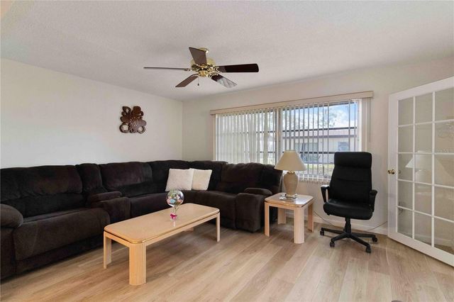 6215 GREEN VIEW CIRCLE 74, Sarasota, FL 34231