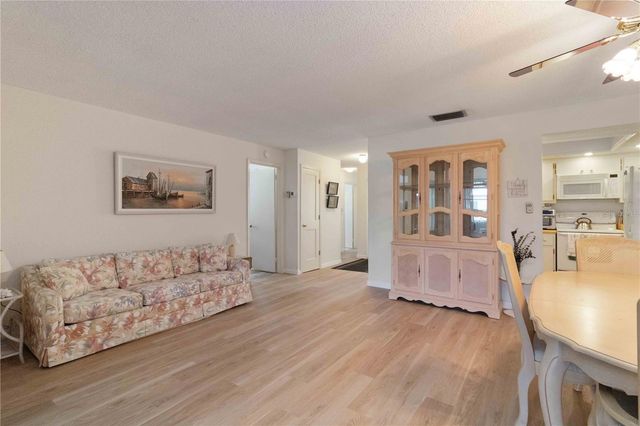 6215 GREEN VIEW CIRCLE 74, Sarasota, FL 34231