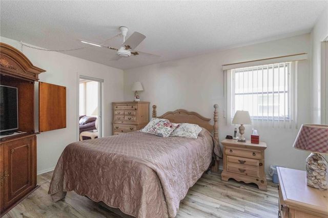 6215 GREEN VIEW CIRCLE 74, Sarasota, FL 34231