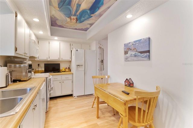 6215 GREEN VIEW CIRCLE 74, Sarasota, FL 34231