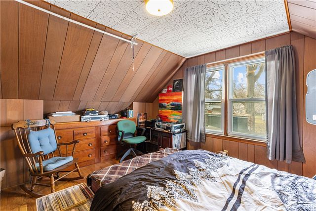 52 Maxfield Avenue, East Providence, RI 02914