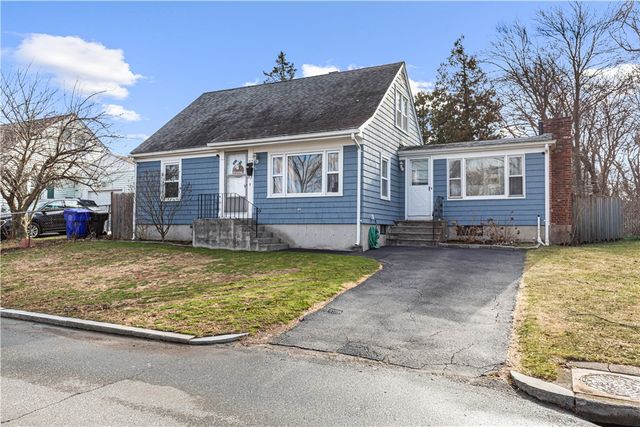 52 Maxfield Avenue, East Providence, RI 02914