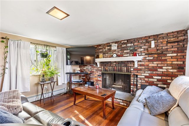 52 Maxfield Avenue, East Providence, RI 02914