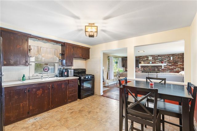 52 Maxfield Avenue, East Providence, RI 02914