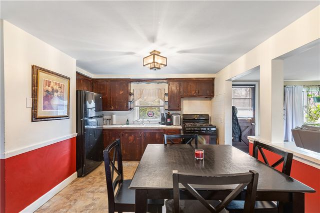 52 Maxfield Avenue, East Providence, RI 02914