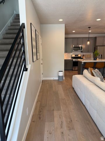 11113 S KESTREL RISE RD, South Jordan, UT 84009