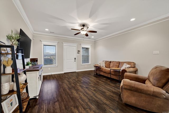 10 Mallard Cove, Austin, AR 72007