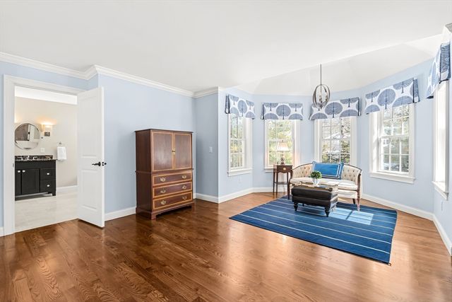 4 Dancer Farm Dr, Dover, MA 02030