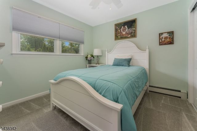 17 Partridge Run, Washington Twp., NJ 07882