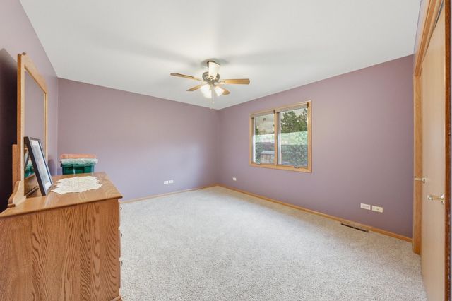 572 Bishops Gate, New Lenox, IL 60451