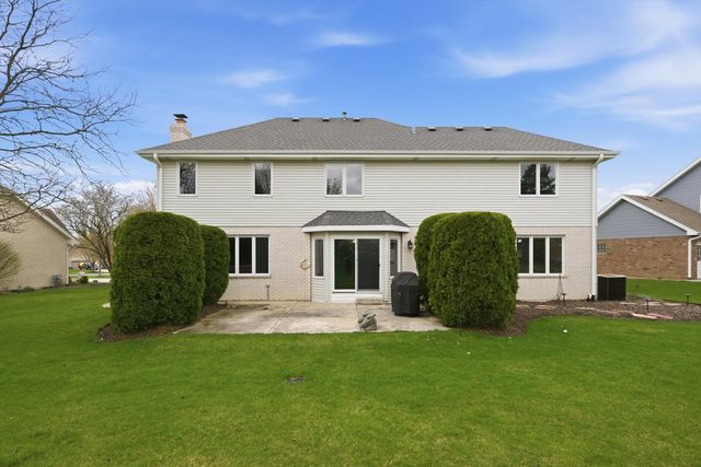 572 Bishops Gate, New Lenox, IL 60451