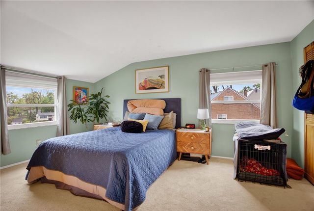 1521 Fernledge Dr, Shaler, PA 15101
