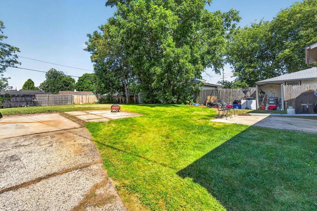 2018 Cleveland AVENUE, Racine, WI 53405