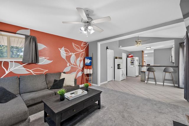 2018 Cleveland AVENUE, Racine, WI 53405