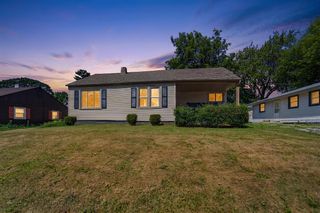 2018 Cleveland AVENUE, Racine, WI 53405