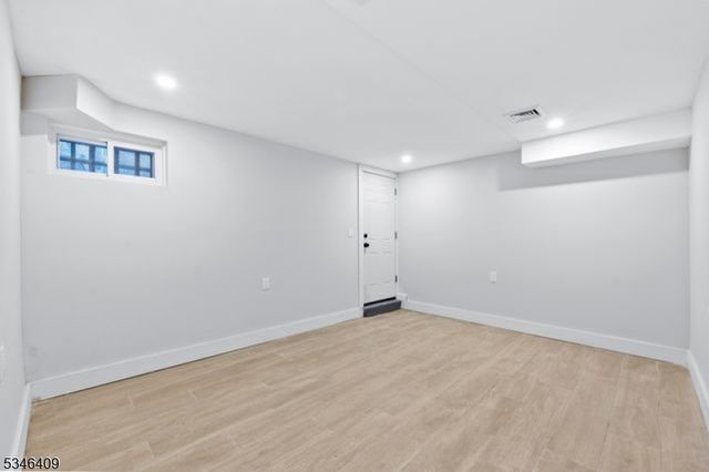 85 Wakeman Ave, Newark City, NJ 07104