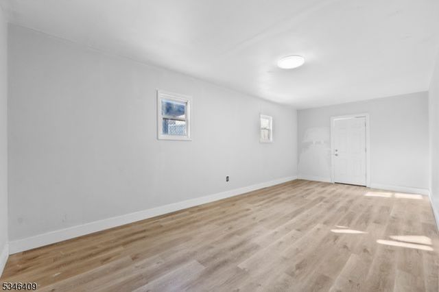 85 Wakeman Ave, Newark City, NJ 07104