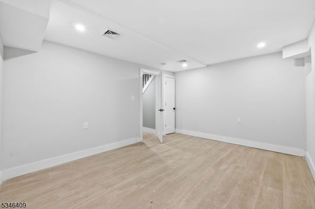 85 Wakeman Ave, Newark City, NJ 07104