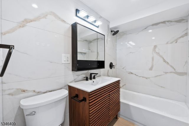 85 Wakeman Ave, Newark City, NJ 07104