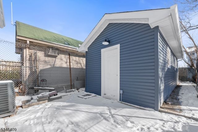 85 Wakeman Ave, Newark City, NJ 07104