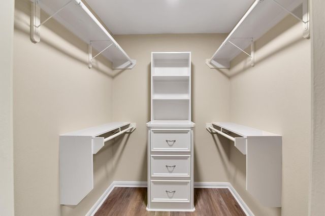 345 Maple Lane, Conroe, TX 77304