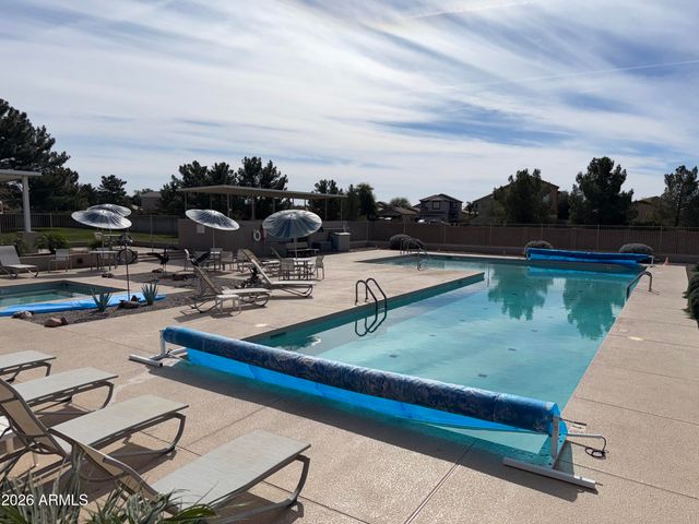 848 E CLUBHOUSE Lane, San Tan Valley, AZ 85140