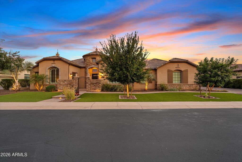 3245 E KNOLL Circle, Mesa, AZ 85213 — exterior