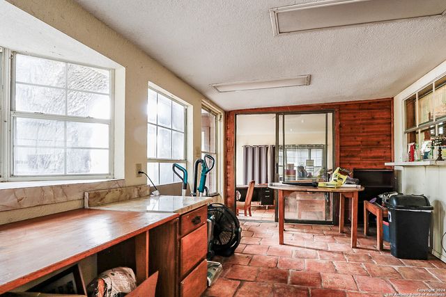 2403 AIRPORT RD, Brackettville, TX 78832