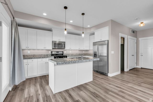 2024 W PARK RIM WAY, Riverton, UT 84065