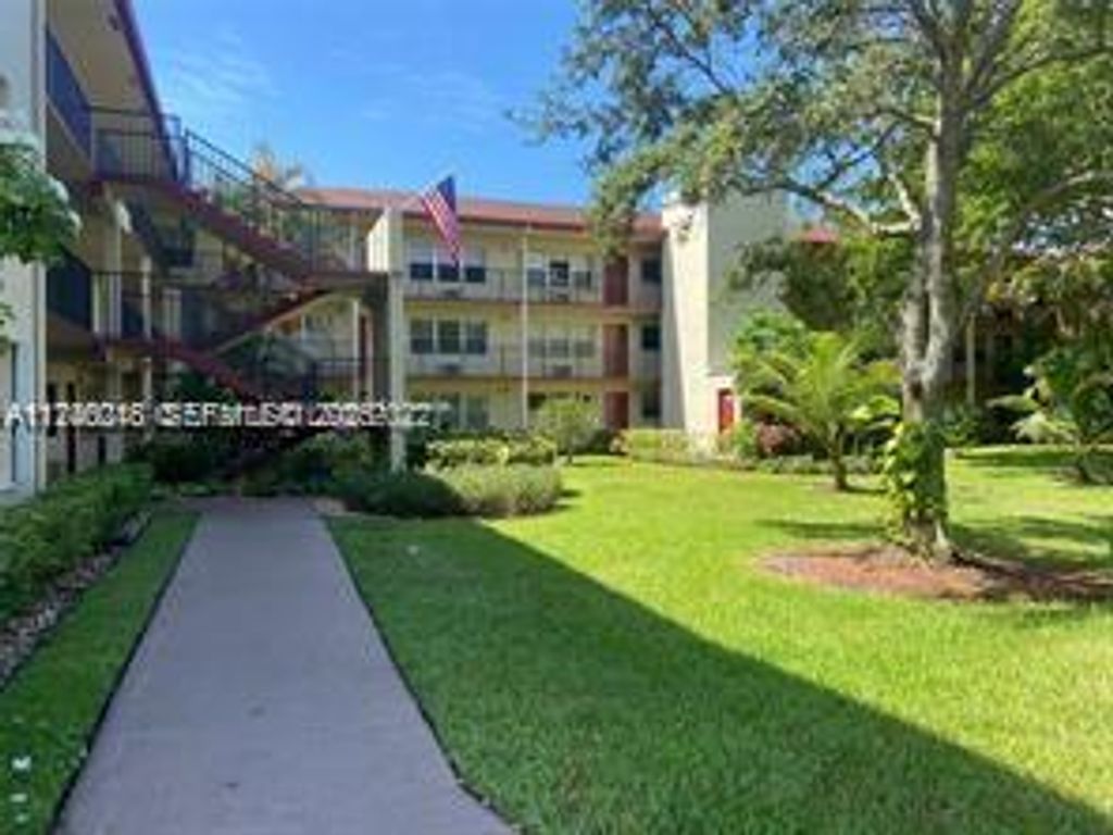 13300 SW 1st Street 213O, Pembroke Pines, FL 33027