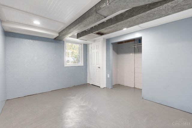 6805 N Clarawill Drive, Goshen Twp, OH 45140