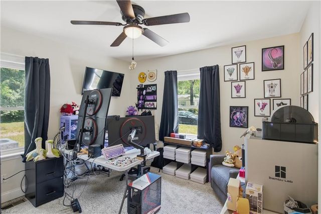 23 Clover ST, Hampton, VA 23669