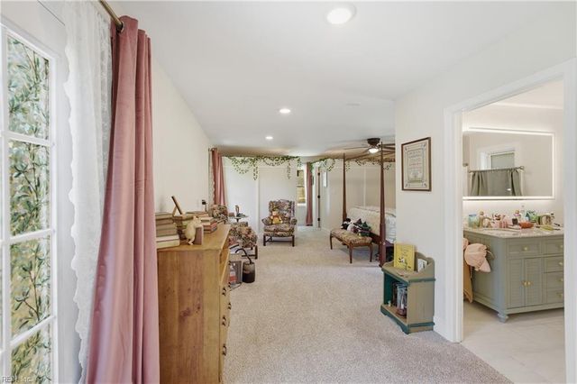 23 Clover ST, Hampton, VA 23669